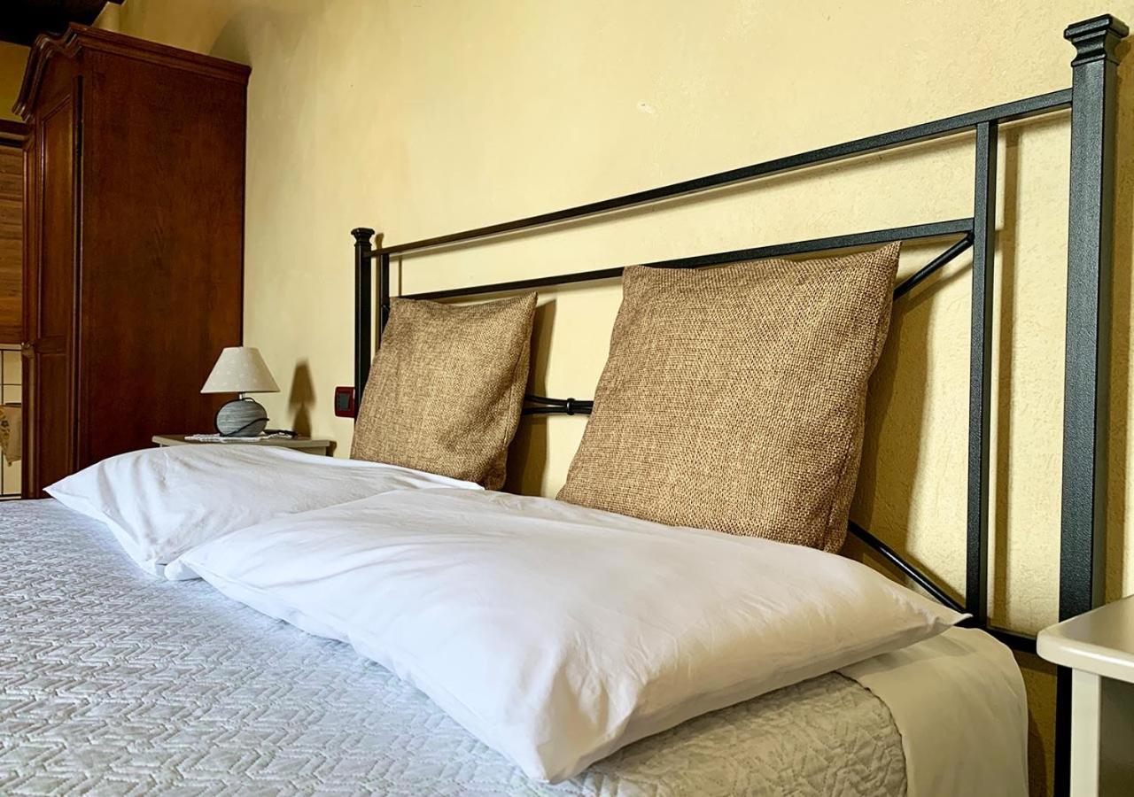 Cascina Foresto Bed and Breakfast Cossato Buitenkant foto